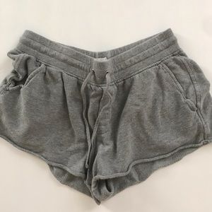 Lou & Grey size small grey shorts